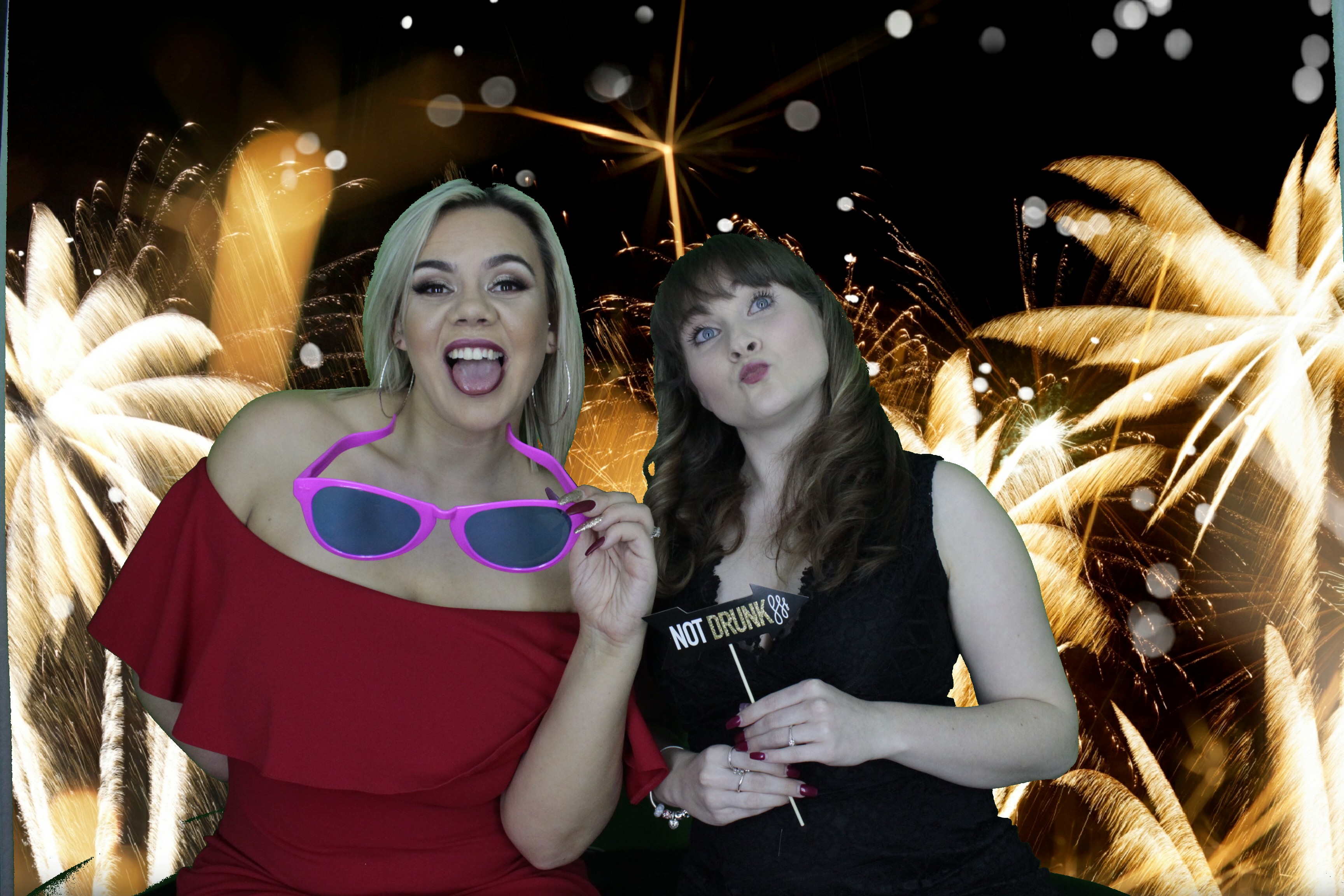 The Sussex Exchange New Years Eve | View more photos from the event at gallery.myphotoboothexperience.co.uk/u/MyPhotoBoothExperienceLtd/The-Sussex-Exchange-New-Years-Eve